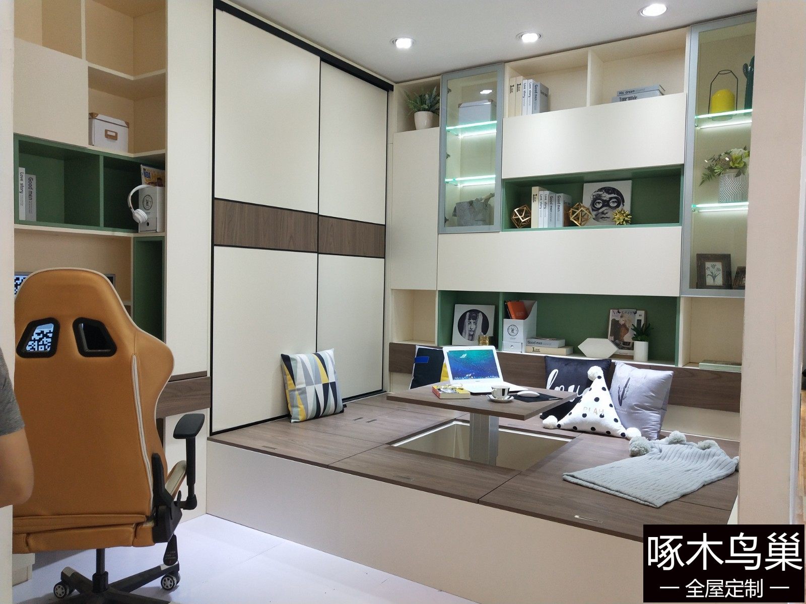 现代榻榻米套房