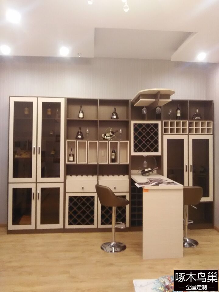 现代酒柜