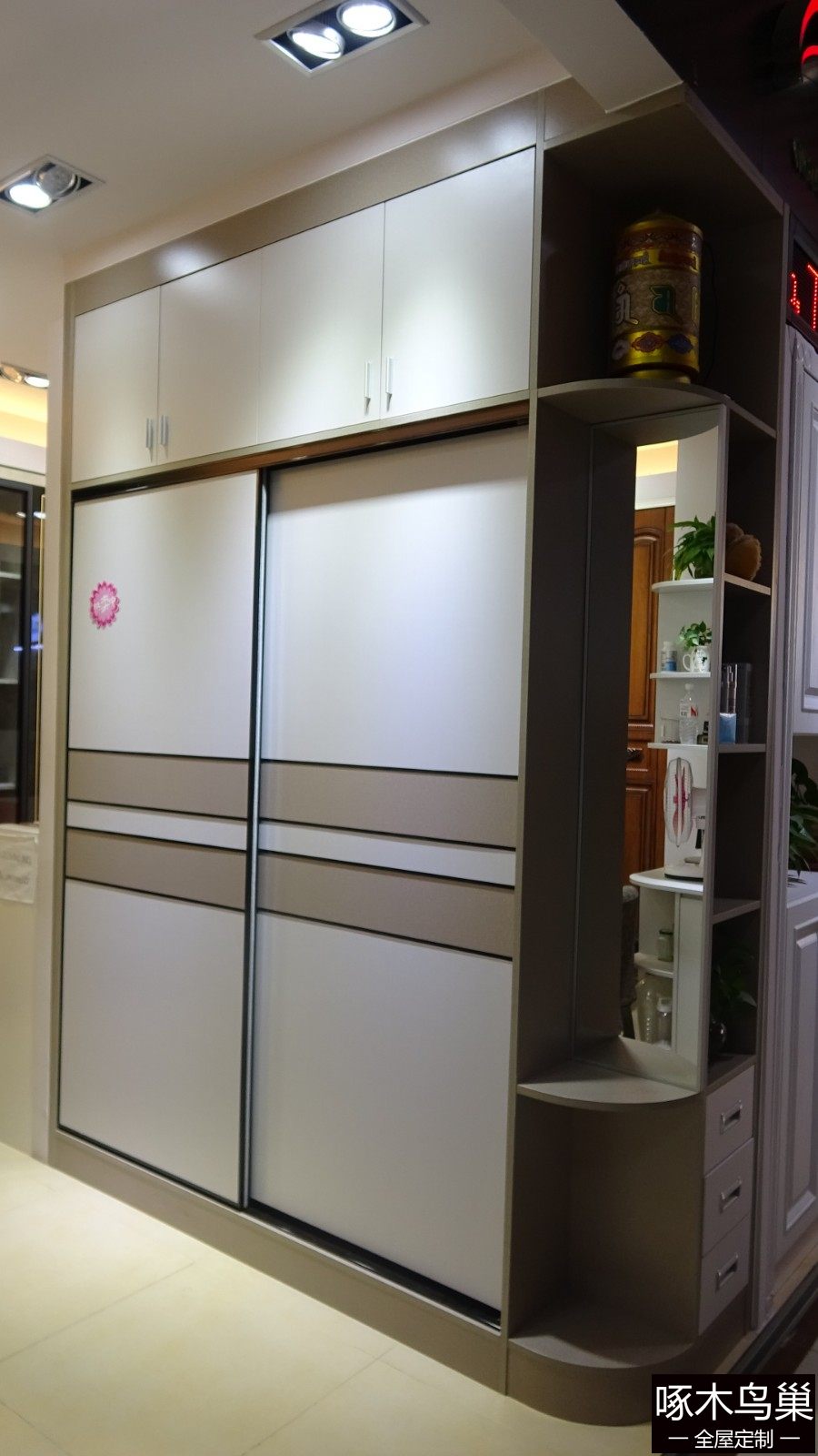 现代风格衣柜爆款店长推荐简约风格推拉门衣柜