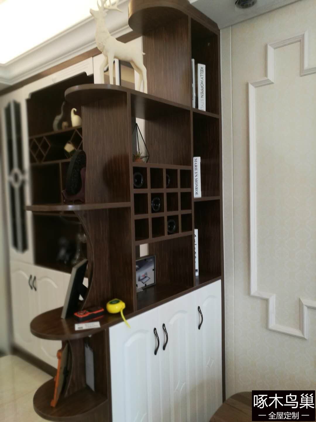 玄关隔厅柜实景图