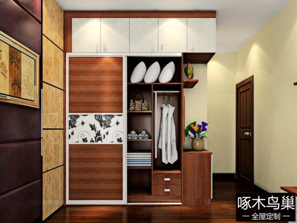 主卧室装修效果图 15㎡衣柜与装饰柜的巧妙拼搭